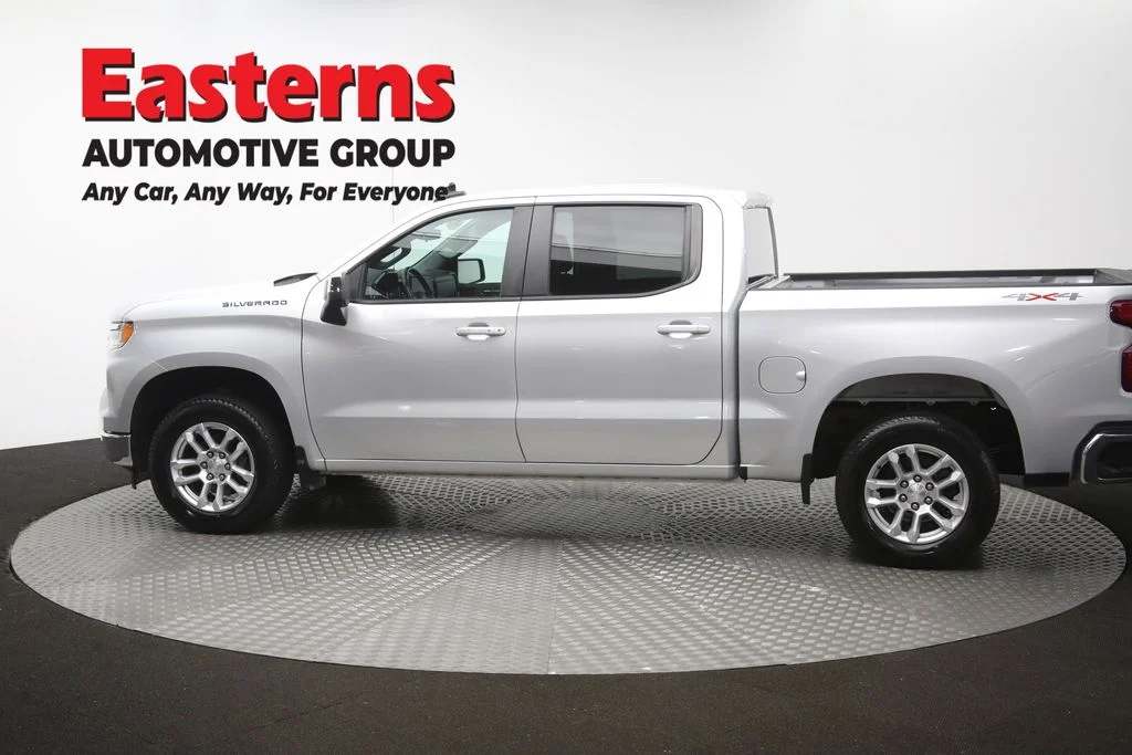 Used 2022 Silver Chevrolet LT image 63