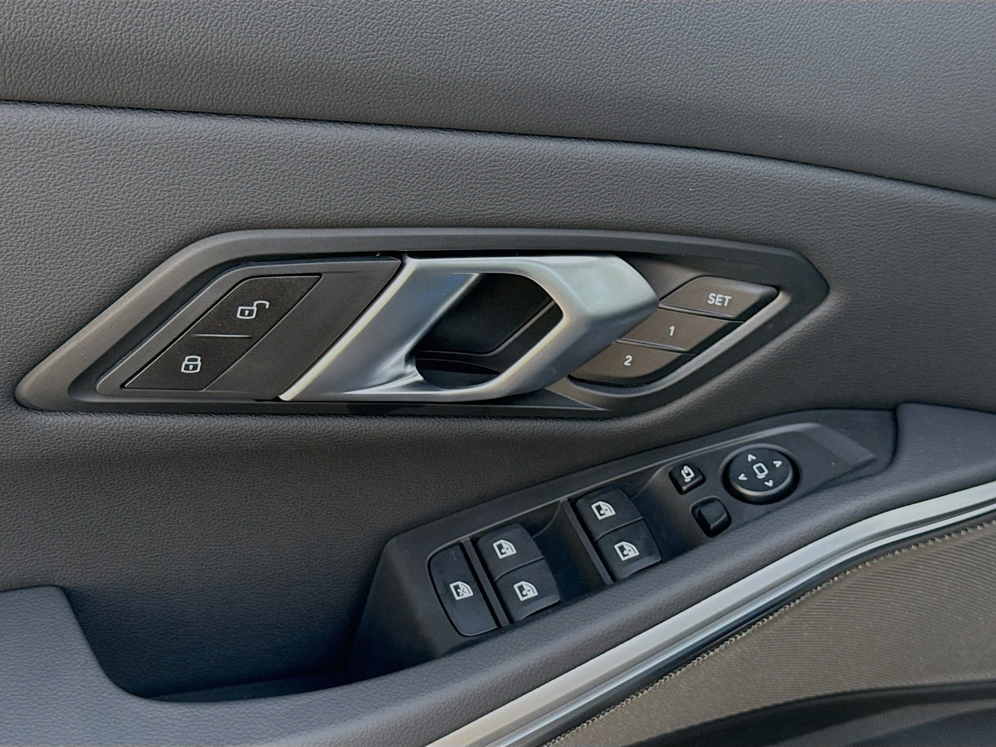New 2026 Black Sapphire Metallic BMW 330i image 23