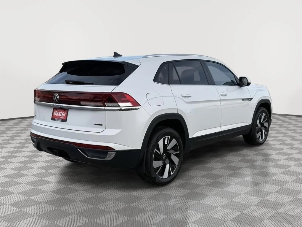 2026 Volkswagen Atlas Cross Sport SE w/Tech - Photo 3