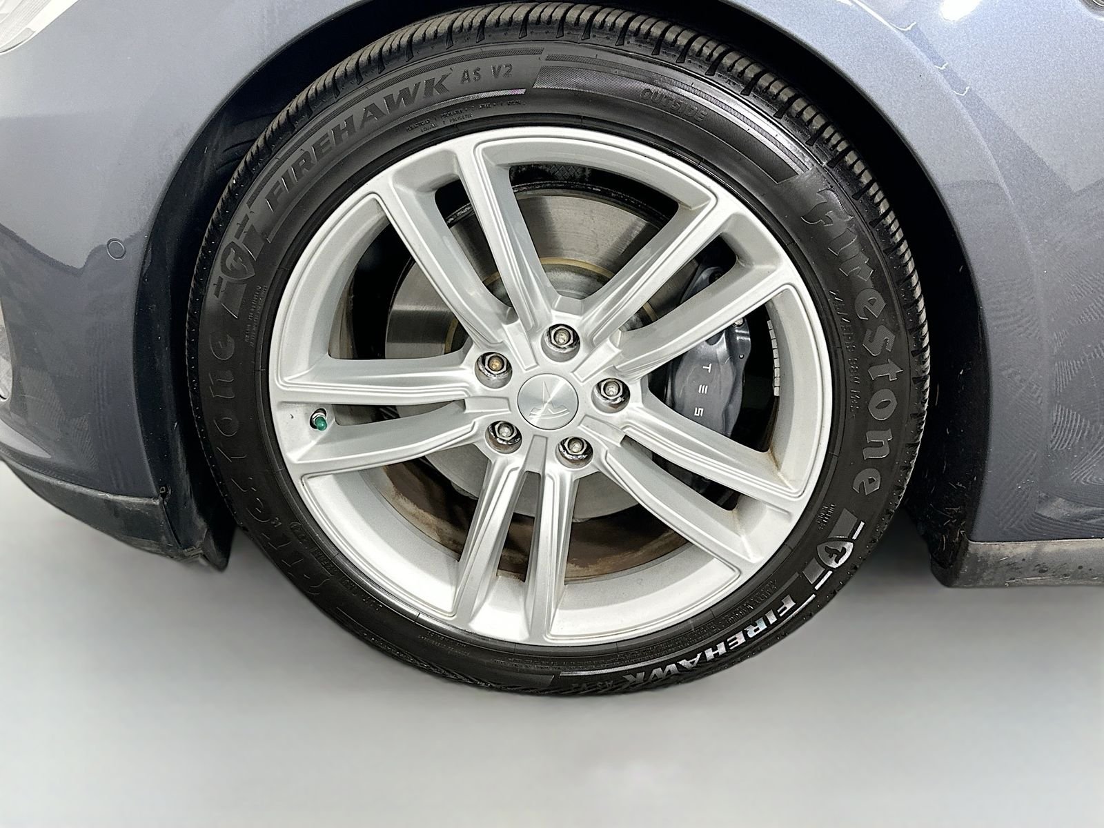 Used 2016 Black Tesla 75D image 28