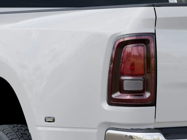 New 2026 Bright White Clear-Coat Exterior Paint RAM Tradesman image 10