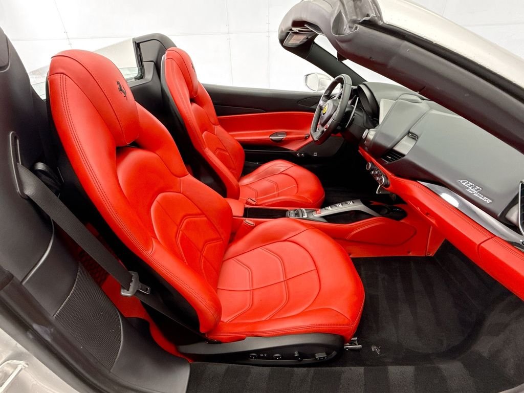 Used 2018 Argento Nurburgring Ferrari  image 27