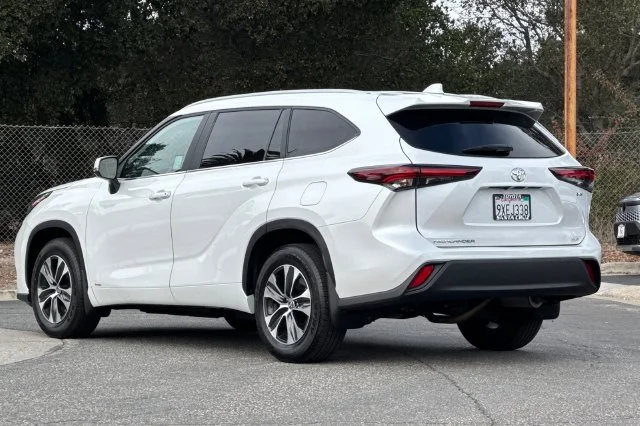 Certified Used 2026 Beige Toyota XLE image 28