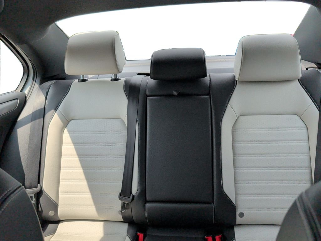 Used 2016 Pure White Volkswagen 1.8T Sport image 10
