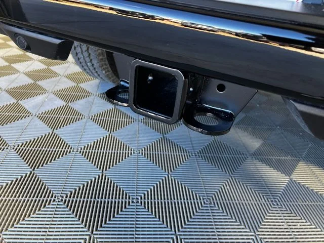 New 2026 Diamond Black Crystal Pearl-Coat Exterior Paint RAM Laramie image 40