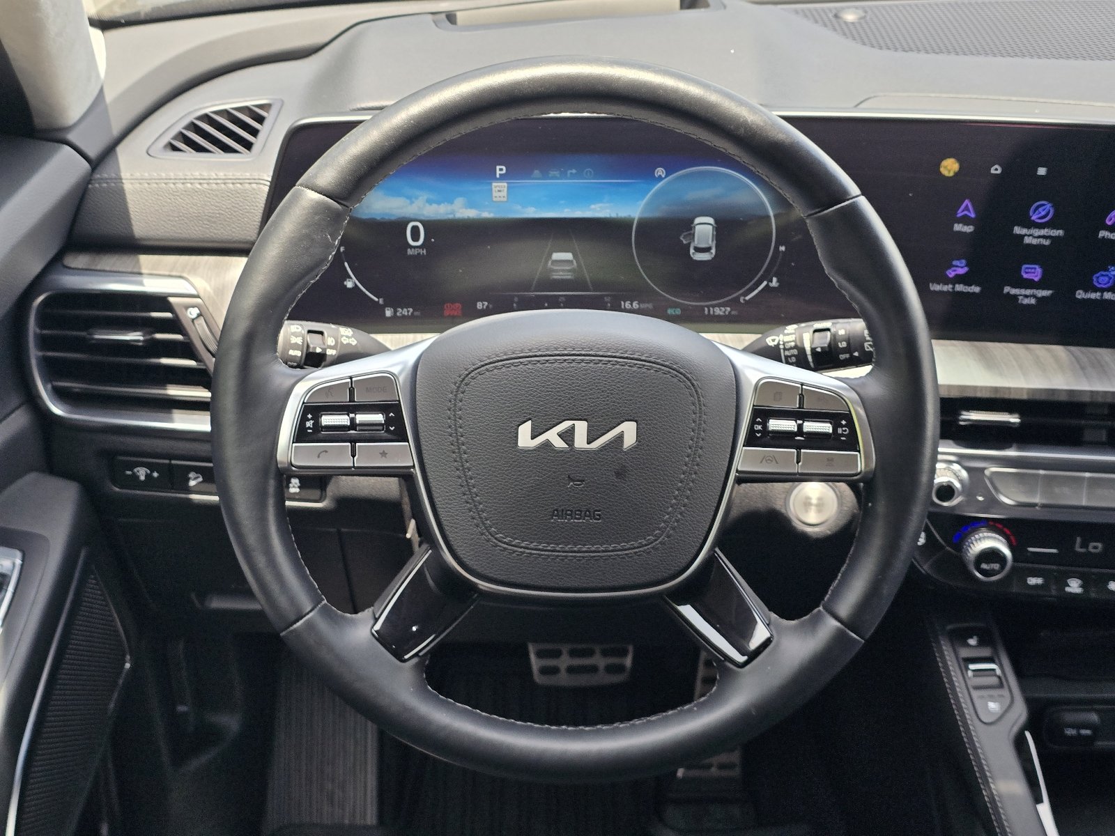 Used 2025 Black Kia SX-Prestige image 14