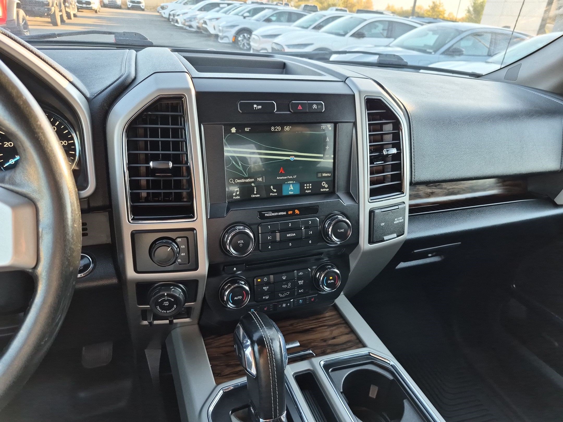 Used 2018 Magnetic Ford LARIAT image 25