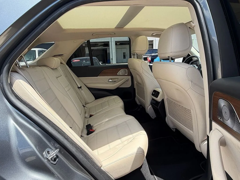 Used 2023 Gray Mercedes-Benz GLE 350 image 18