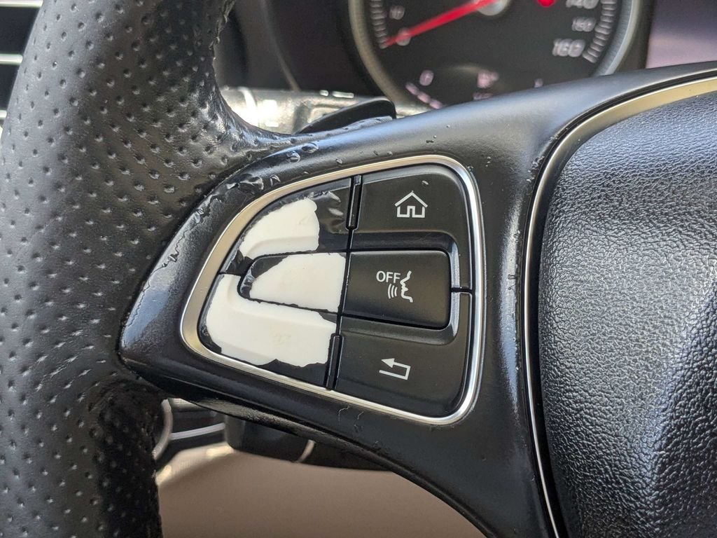 Used 2016 Blue Mercedes-Benz GLC 300 image 27