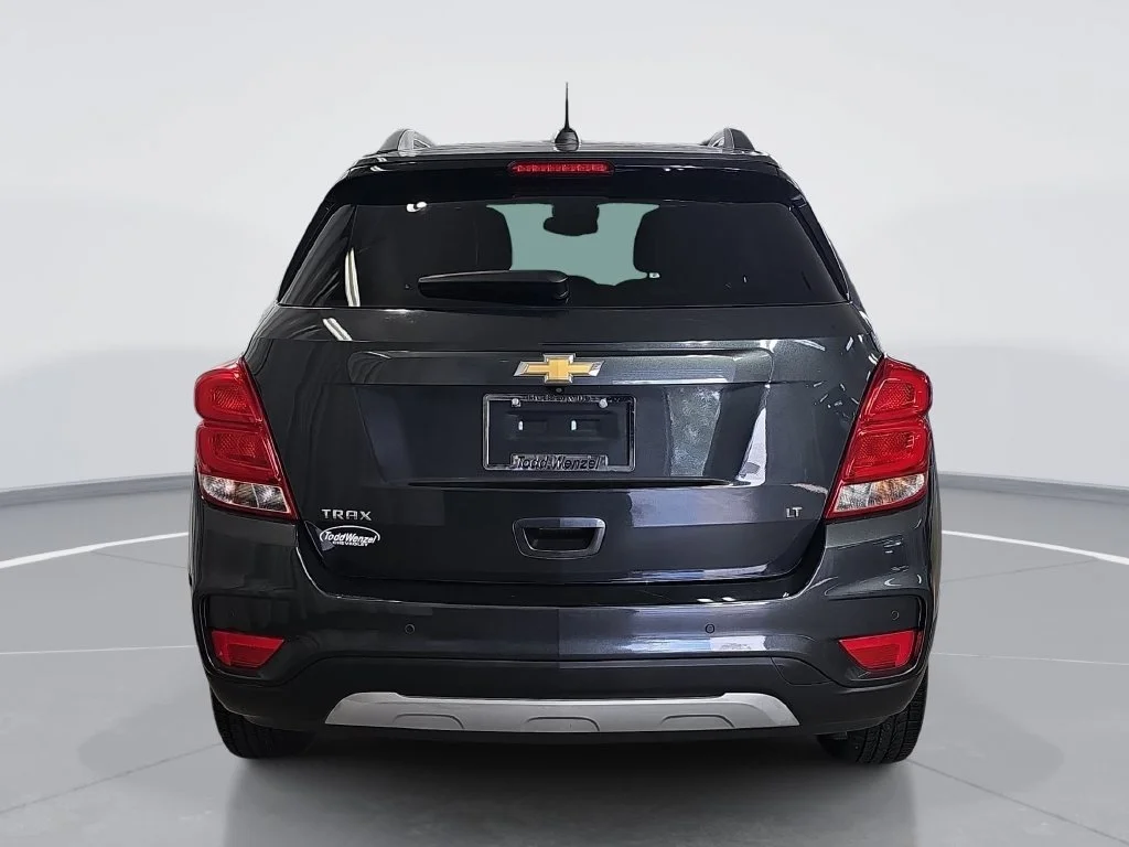 Used 2017 Gray Chevrolet LT image 5