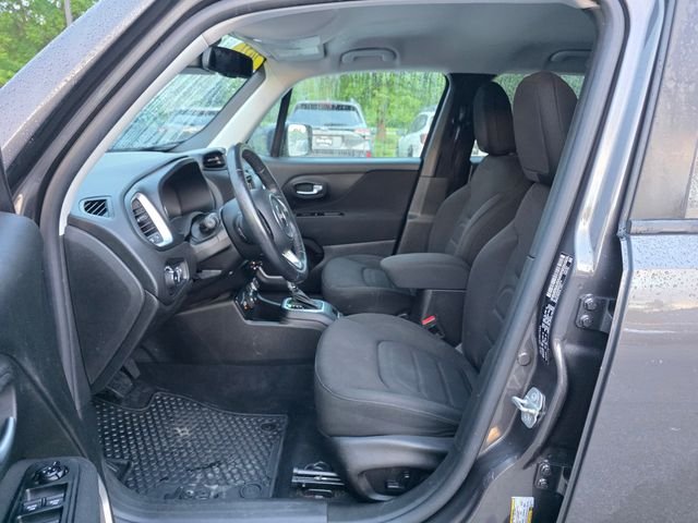 Used 2021 Crystal Metallic Jeep Latitude image 16