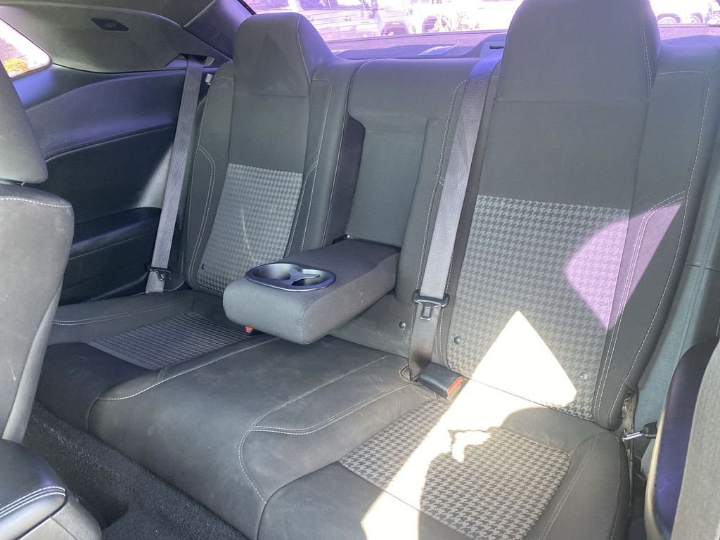 Used 2021 F8 Green Dodge SXT image 24