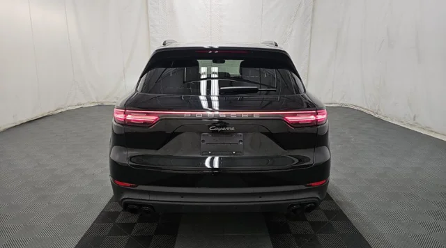 Used 2023 Black Porsche Platinum Edition image 4
