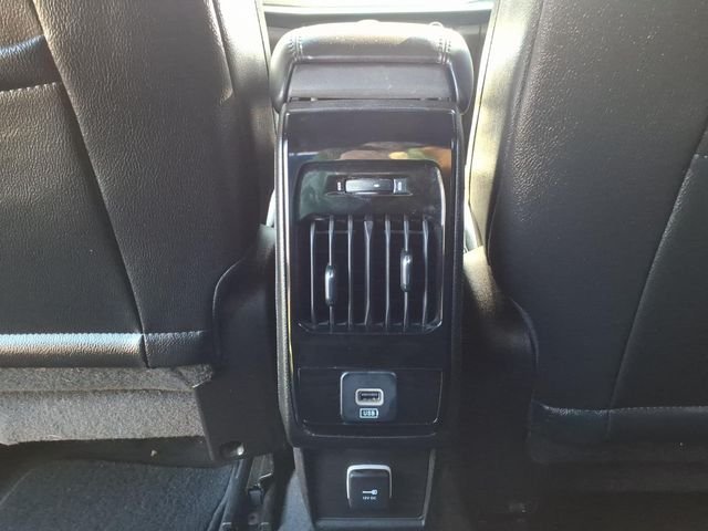 Used 2024 Red Jeep Latitude Lux image 26