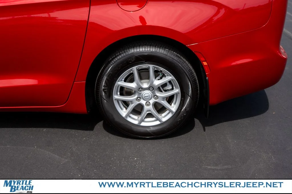 Certified Used 2026 Red Chrysler Select image 12