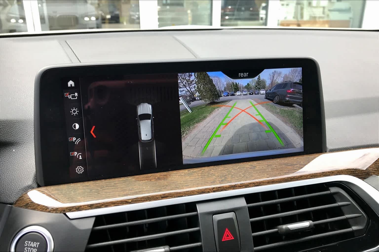 Used 2018 Mineral White Metallic BMW xDrive30i image 28