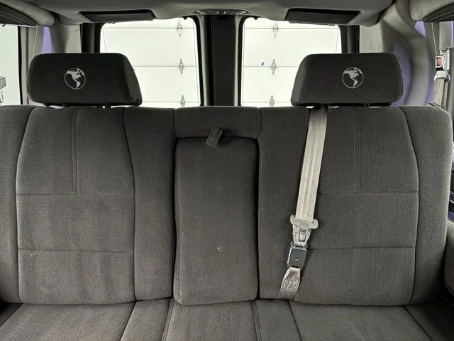 Used 2019 Silver Ice Metallic Chevrolet Explorer Limited SE image 39