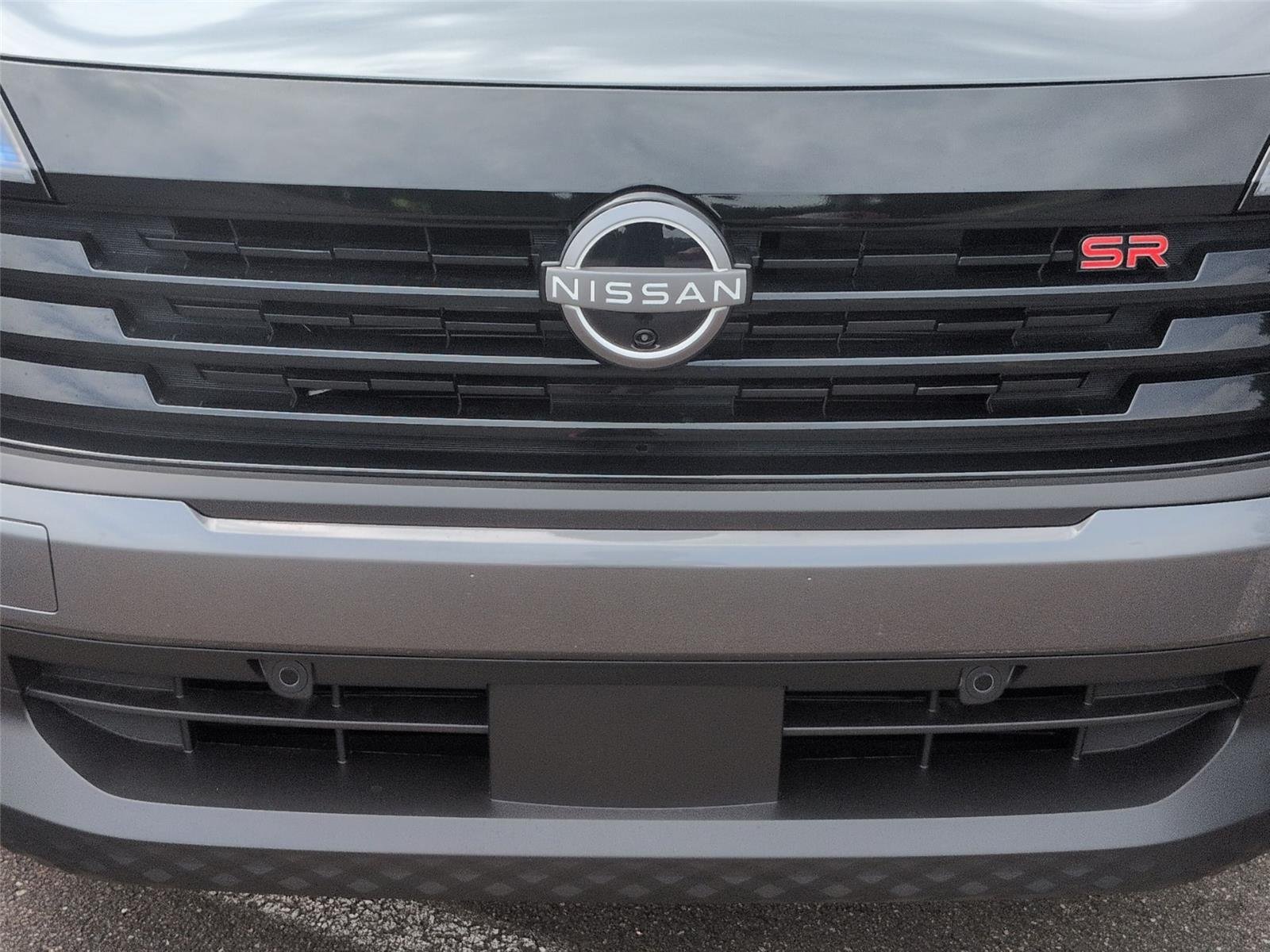 New 2026 Gun Metallic / Scarlet Ember Tintcoat Two-tone Nissan SR image 13