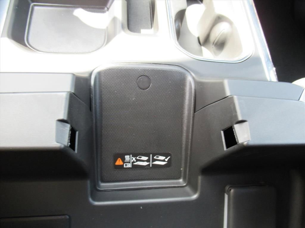 New 2026 Sterling Metallic GMC Elevation image 26