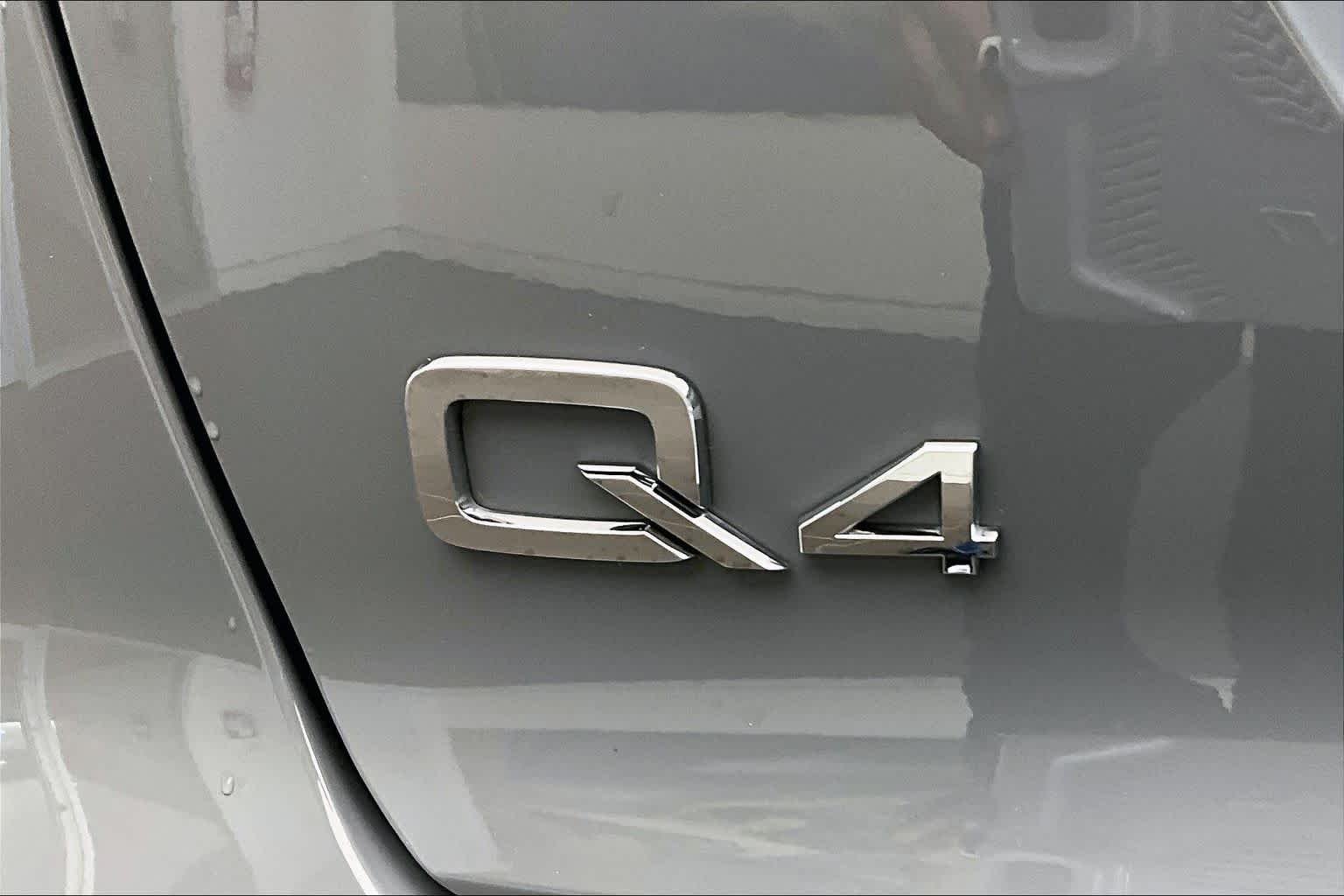 Used 2024 Pebble Gray Audi Premium image 63