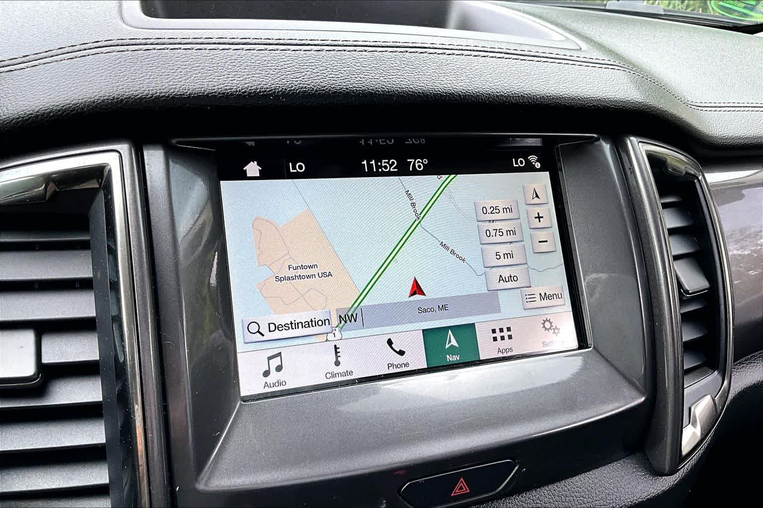 Used 2019 Ingot Silver Ford LARIAT image 36