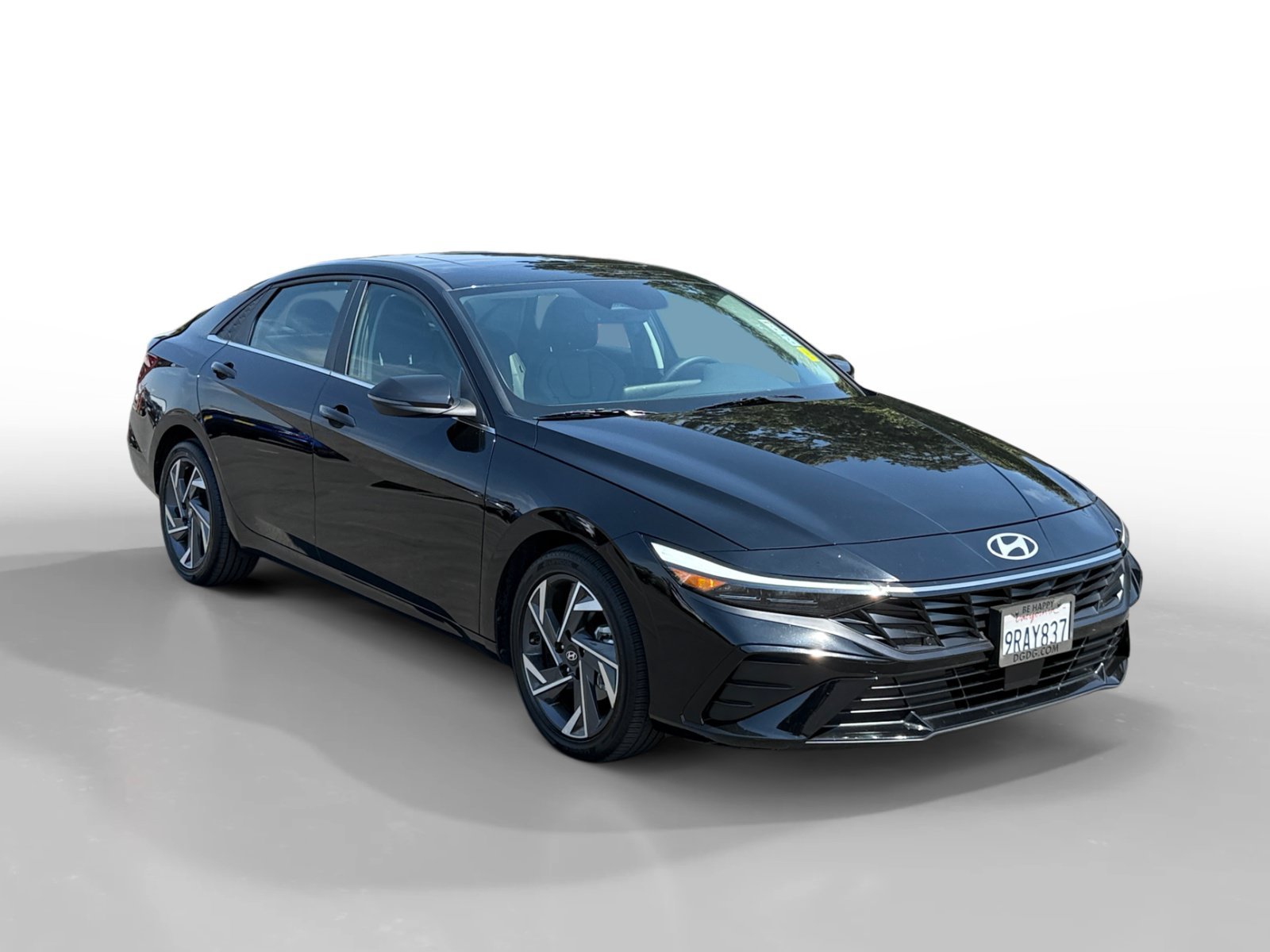 Certified Used 2025 Abyss Black Hyundai Limited image 7