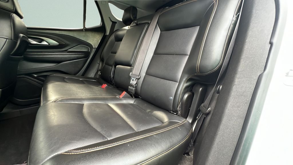 Used 2019 White GMC SLT image 10
