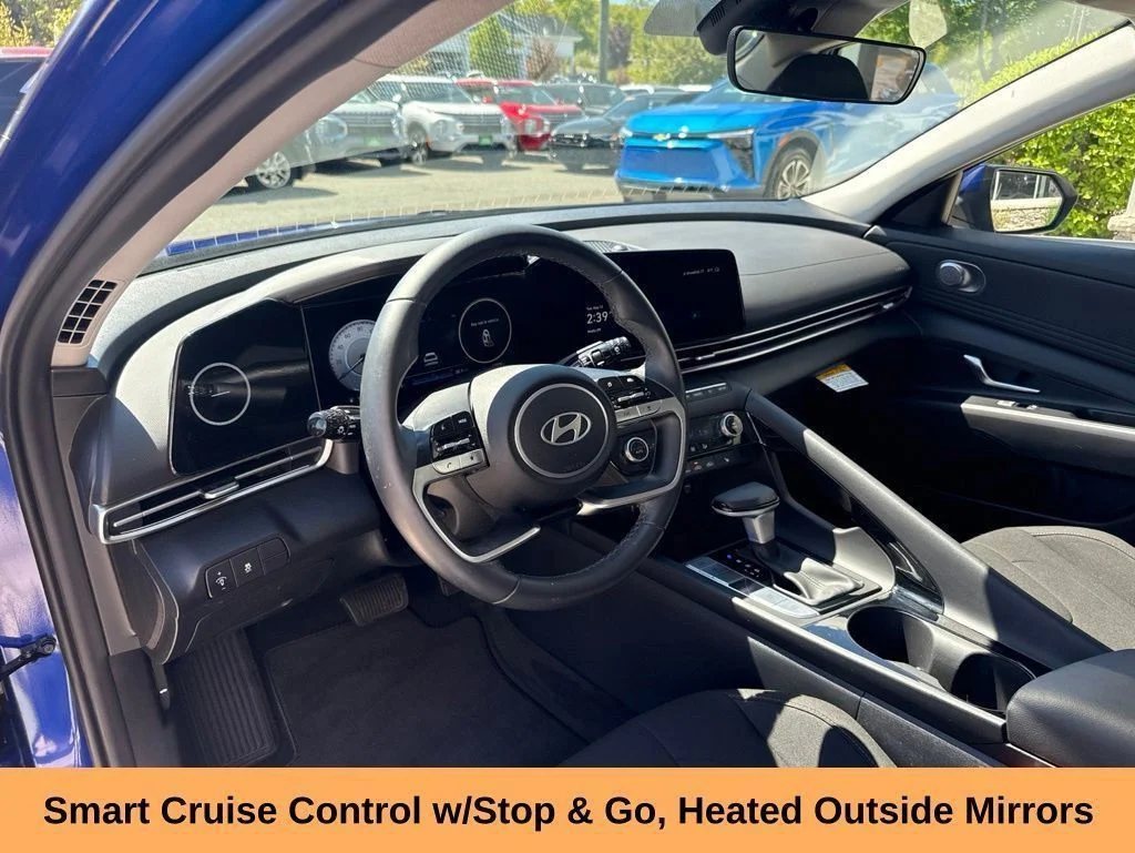 Used 2024 Blue Hyundai SEL image 10