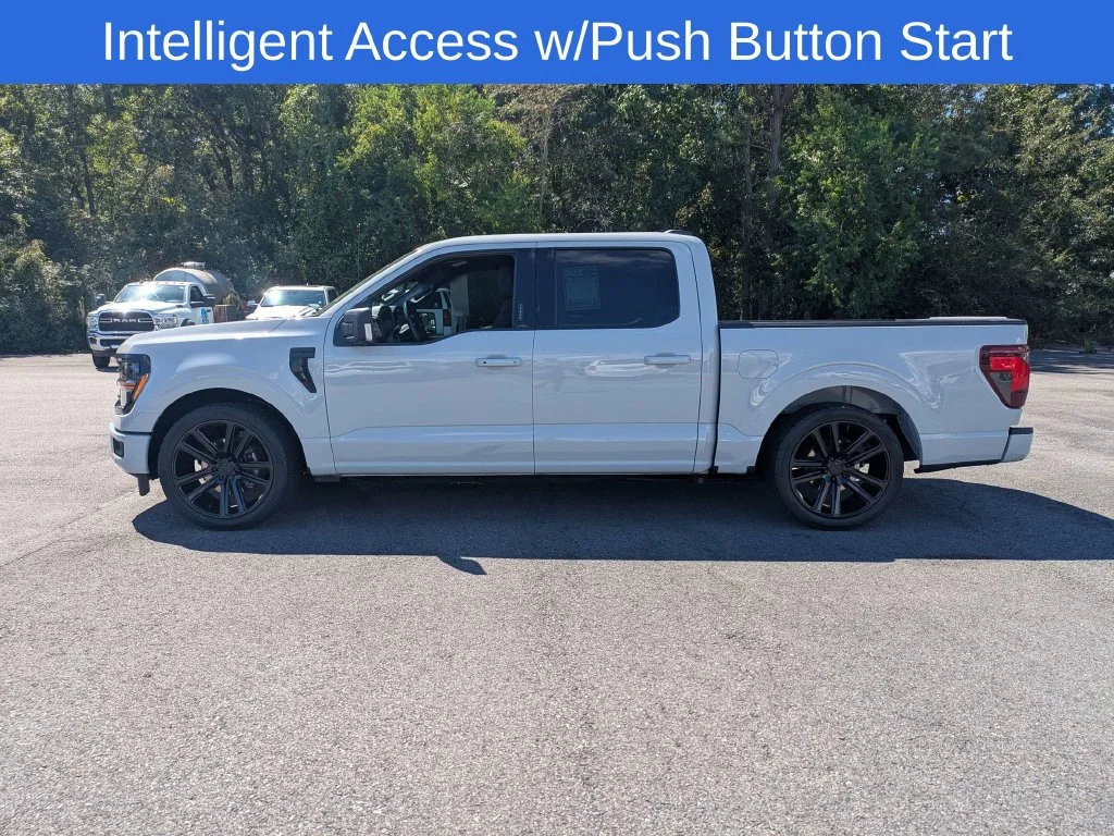 Used 2024 White Ford XLT image 7