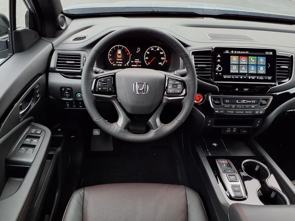 New 2026 Sonic Gray Pearl Honda Black Edition image 17