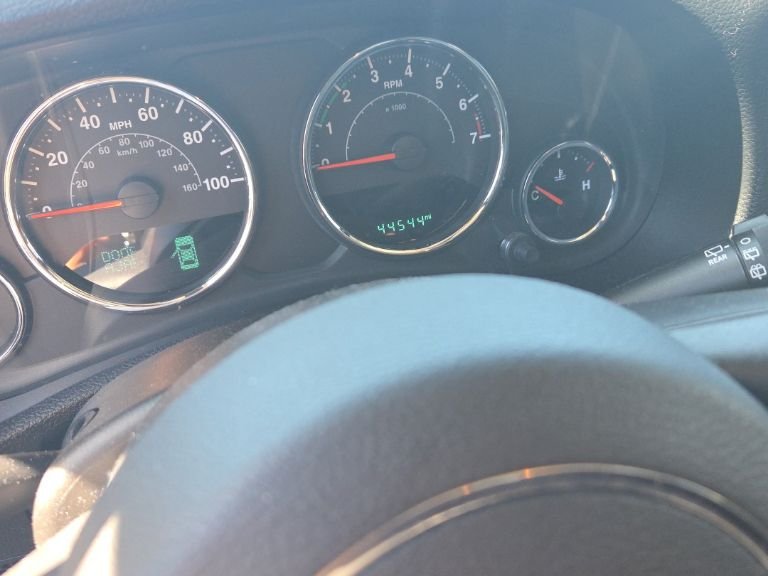 Used 2016 Black Jeep Unlimited Sport image 6