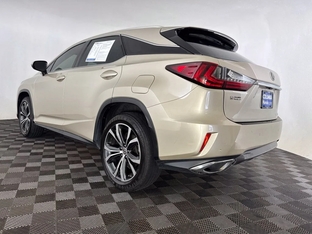 Used 2016 Beige Lexus 350 image 11
