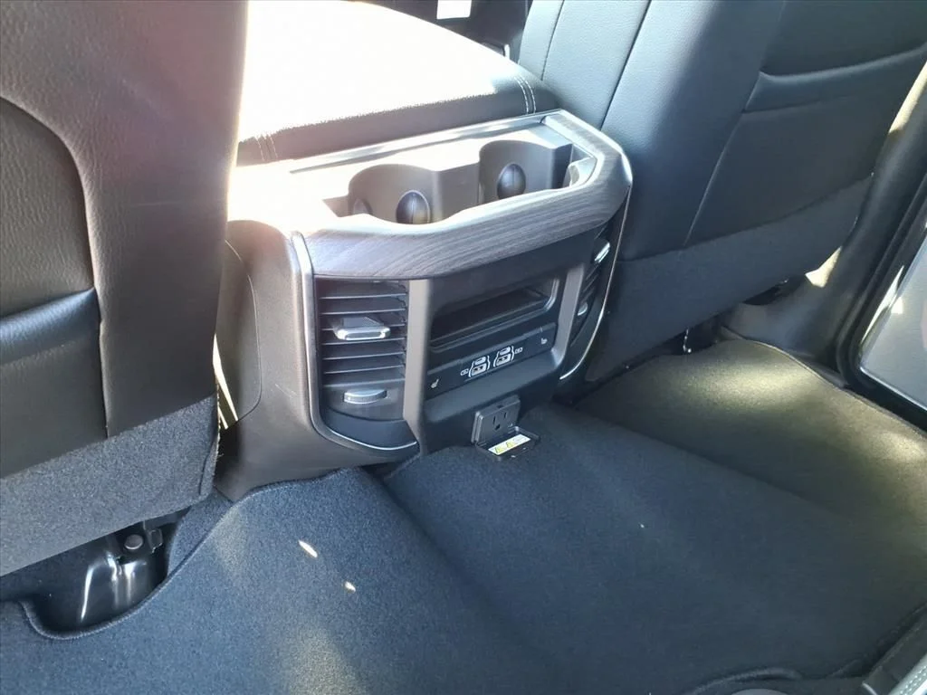 2026 RAM 2500 Laramie - Photo 12