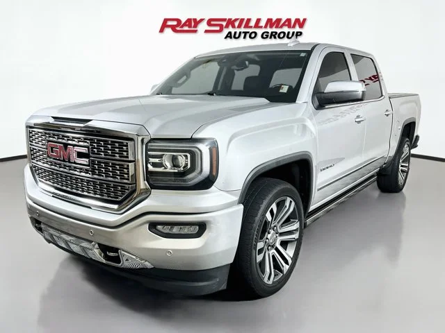 Used 2018 Silver GMC Denali image 3