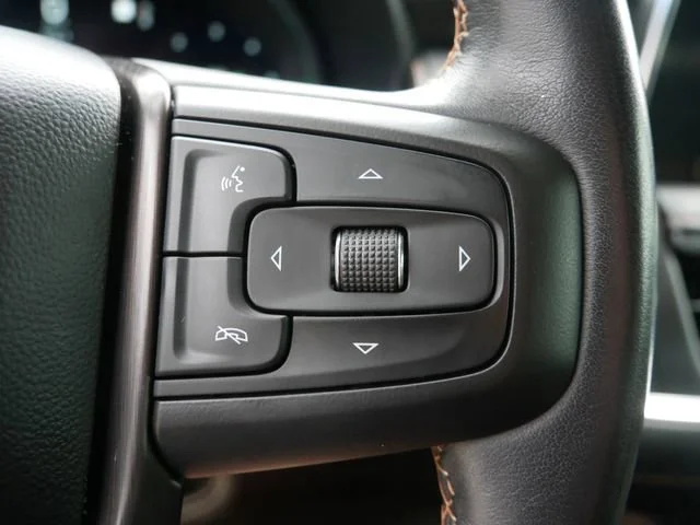 2022 GMC Yukon AT4 - Photo 20