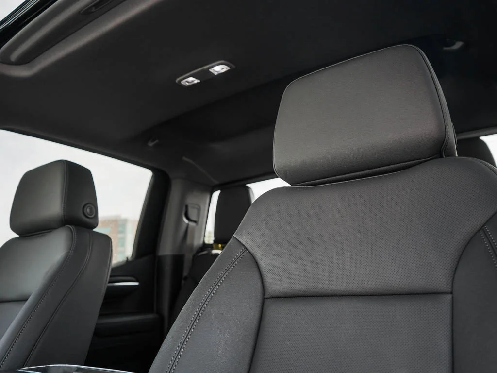 2026 GMC Sierra 1500 SLT - Photo 18