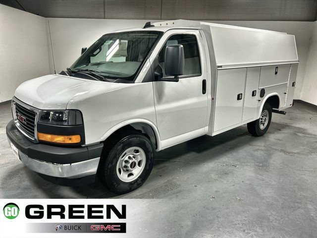 2025 GMC Savana Cutaway 3500 1WT
