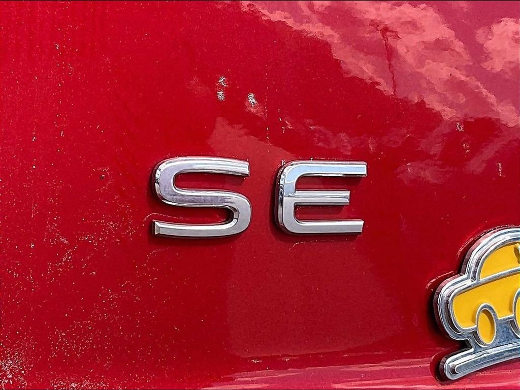 Used 2024 Aurora Red Metallic Volkswagen 2.0T SE w/Technology image 27