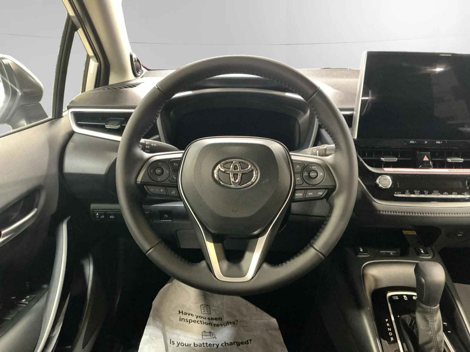 2026 Toyota Corolla XLE - Photo 12