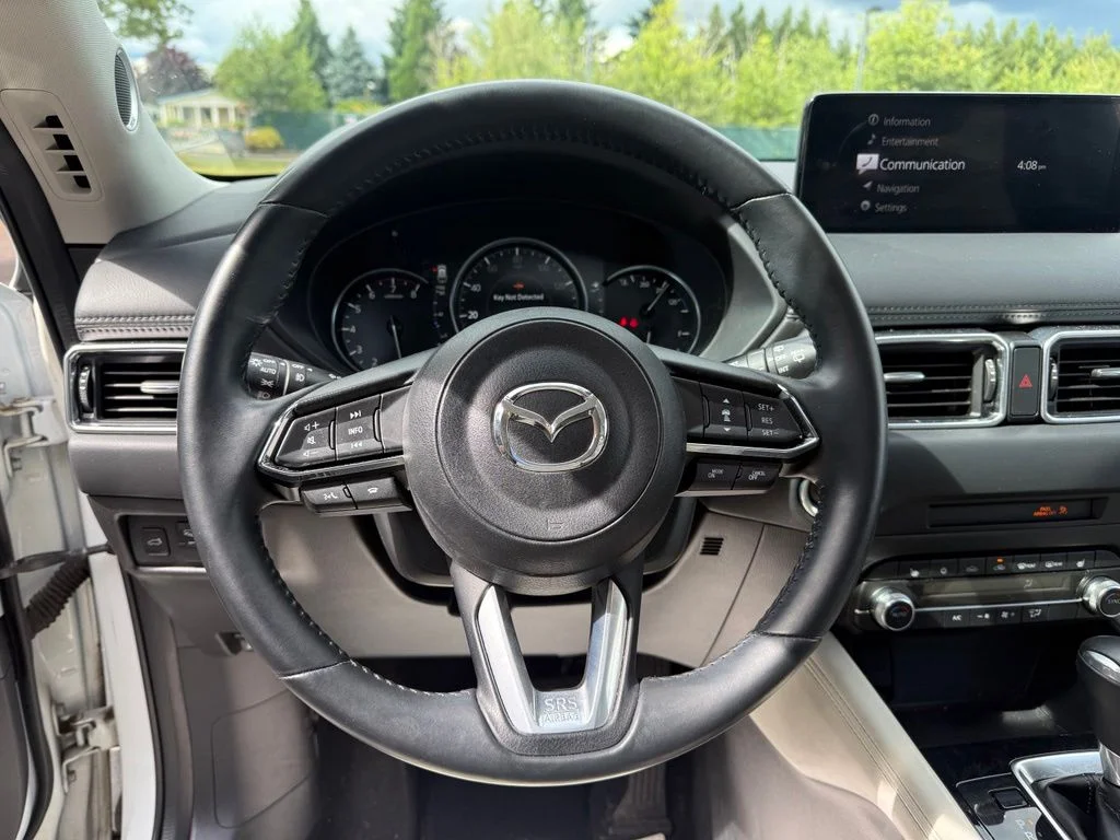 Used 2021 Snowflake White Pearl Mica Mazda Grand Touring image 10