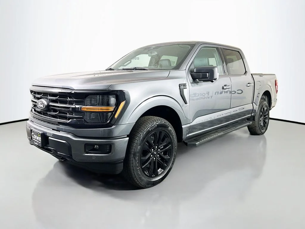 New 2026 Carbonized Gray Metallic Ford XLT image 6