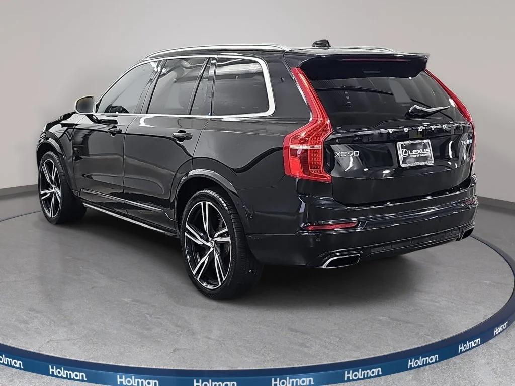 Used 2017 Black Volvo T6 R-Design image 8