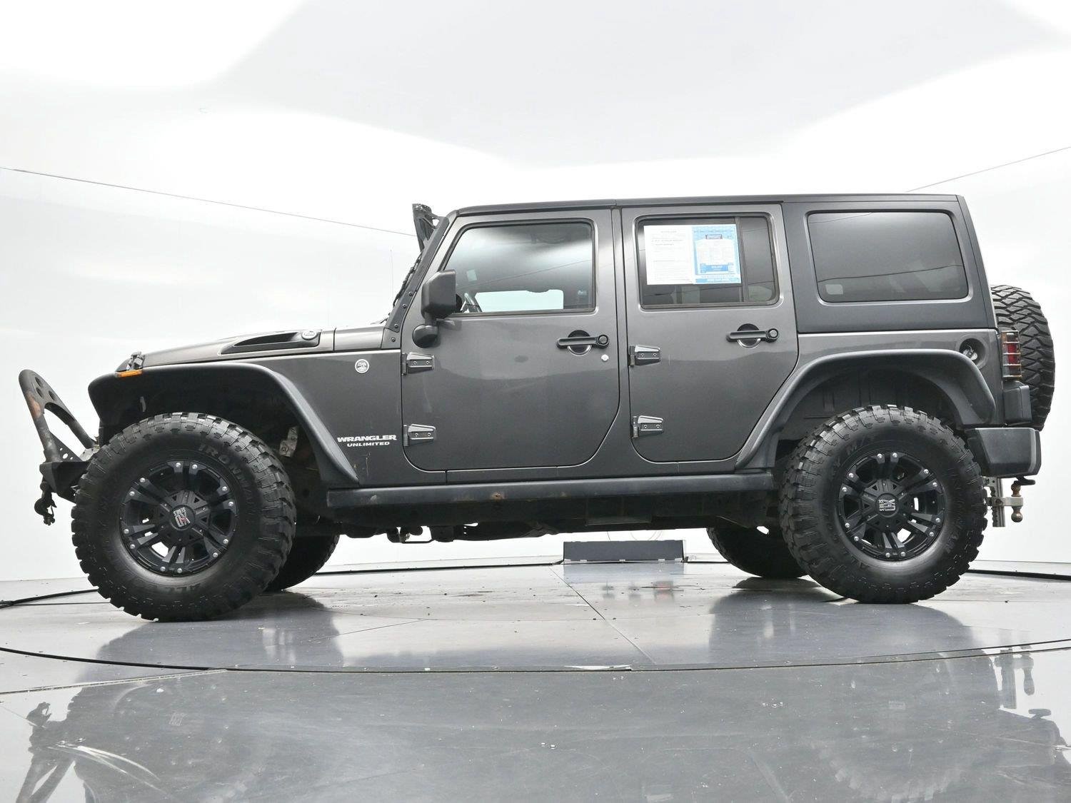 Used 2016 Granite Crystal Metallic Jeep Rubicon image 39