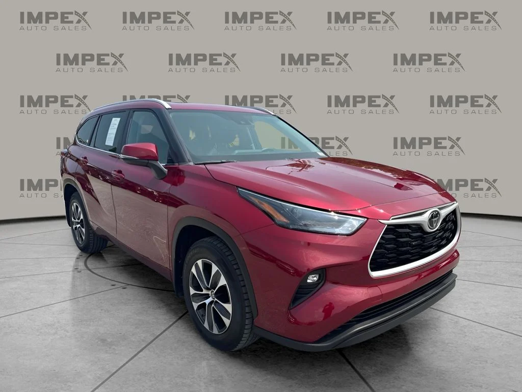 Used 2023 Red Toyota XLE image 4