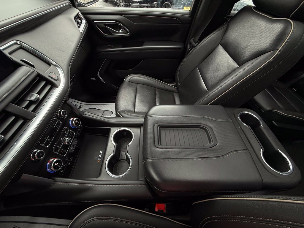 Used 2022  GMC SLT image 31