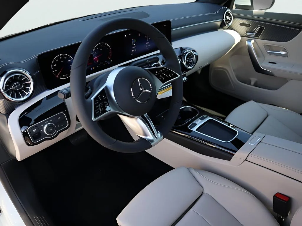 Certified Used 2026 Polar White Mercedes-Benz CLA 250 image 29