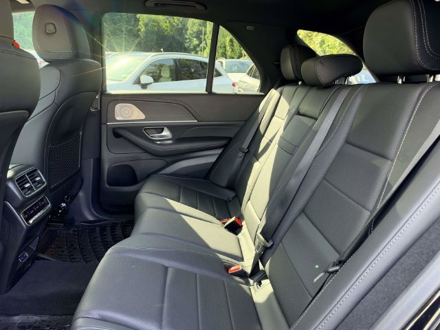 Used 2025 Black Mercedes-Benz GLE 450 image 6