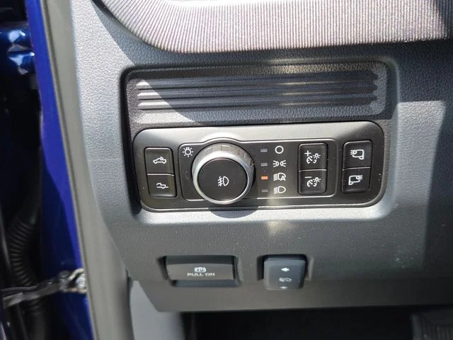 New 2026 Argon Blue Metallic Ford F-250® Platinum® image 25