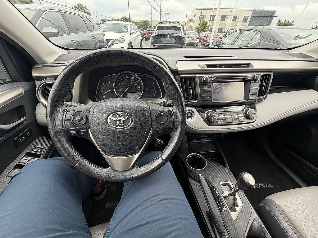 Used 2013 Magnetic Gray Metallic Toyota Limited image 10