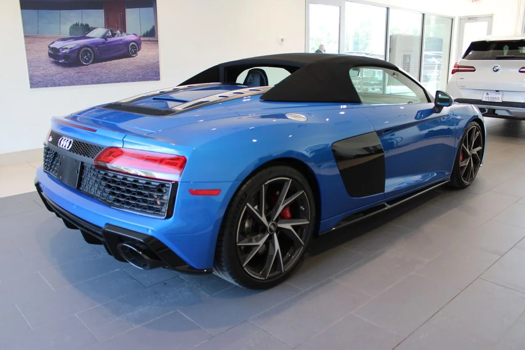 Used 2023 Black Audi V10 performance image 24